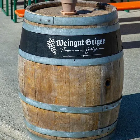 Alpenblick-weingut Geiger アパート *